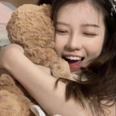 蕾蒙娜和姐姐